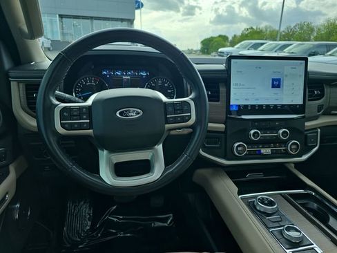 Used 2024 Ford Expedition Max Limited AWD/4WD image 20