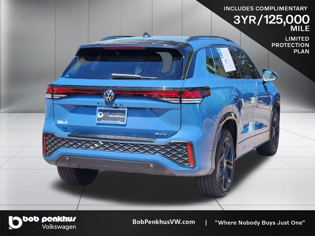 Used 2025 Volkswagen Tiguan SE R-Line AWD/4WD image 25