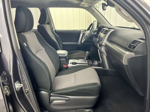 Used 2023 Toyota 4Runner SR5 AWD/4WD image 22