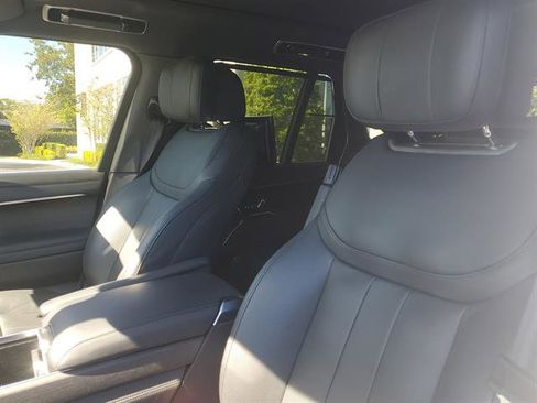 Used 2023 Land Rover Range Rover Autobiography image 43