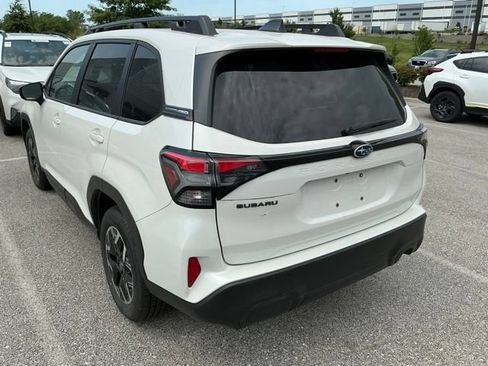 Certified 2025 Subaru Forester Premium AWD/4WD image 7