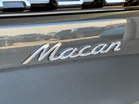 New 2026 Porsche Macan AWD/4WD image 33