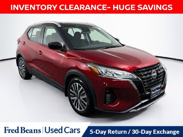 Certified 2024 Nissan Kicks SV FWD image 1