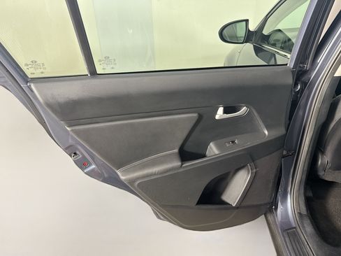 Used 2016 Kia Sportage EX image 26