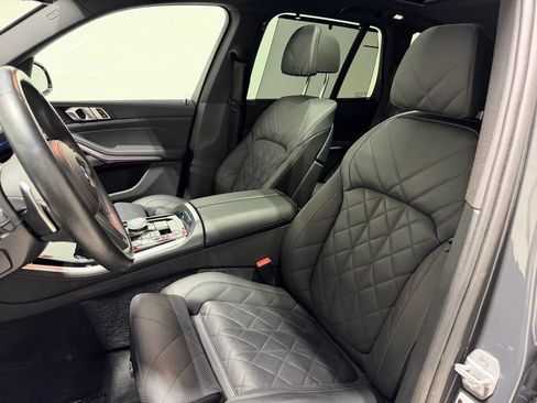Used 2025 BMW X5 xDrive40i w/ Premium Enhanced Package AWD/4WD image 31