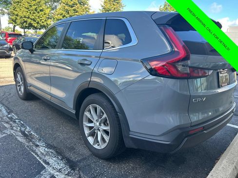 Used 2025 Honda CR-V EX-L image 11