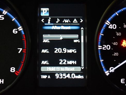 Used 2017 Toyota RAV4 XLE FWD image 48