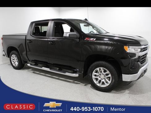 Certified 2022 Chevrolet Silverado 1500 LT w/ Z71 Off-Road Package image 1