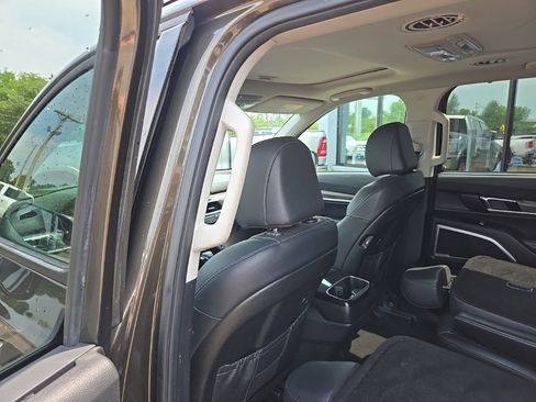 Used 2022 Kia Telluride EX w/ EX Premium Package image 87