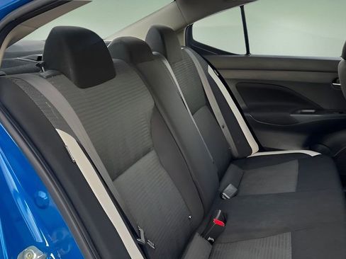 Used 2021 Nissan Versa SV image 19