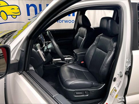 Certified 2023 Toyota Tacoma Limited image 10