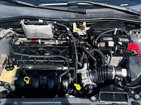 Used 2010 Ford Focus SE image 13