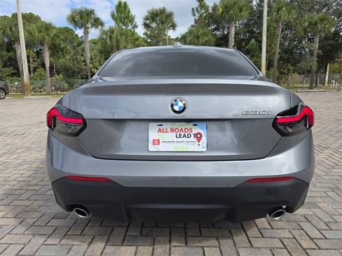 Used 2025 BMW 230i Coupe w/ Convenience Package image 10