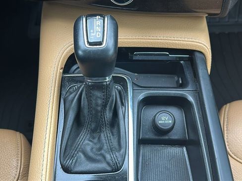 Used 2018 Volvo XC90 T6 Momentum w/ Convenience Package image 27