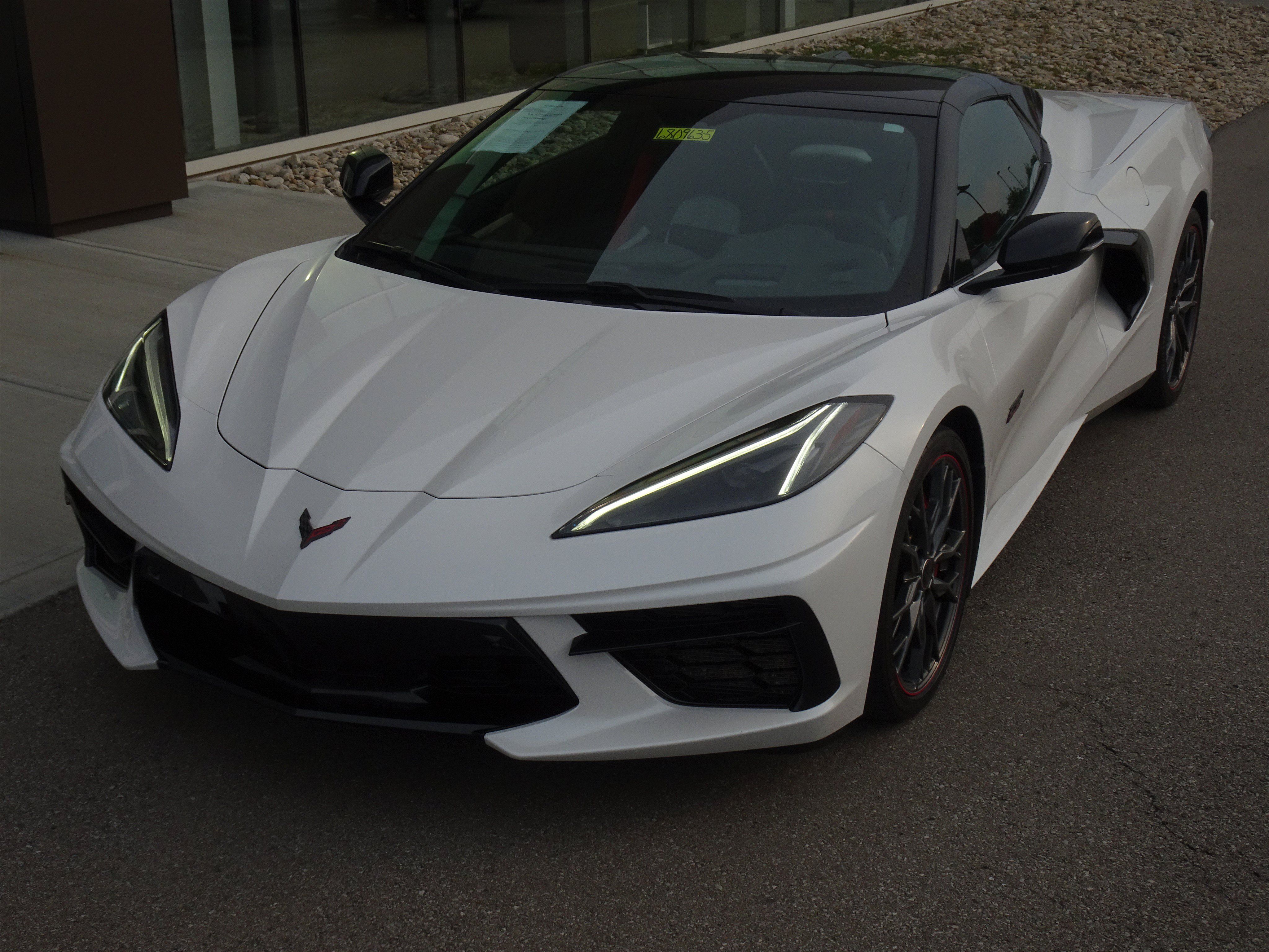 Used 2023 Chevrolet Corvette Stingray Premium Conv RWD image 3