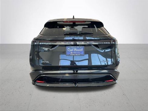 Certified 2025 Nissan Ariya AWD image 9