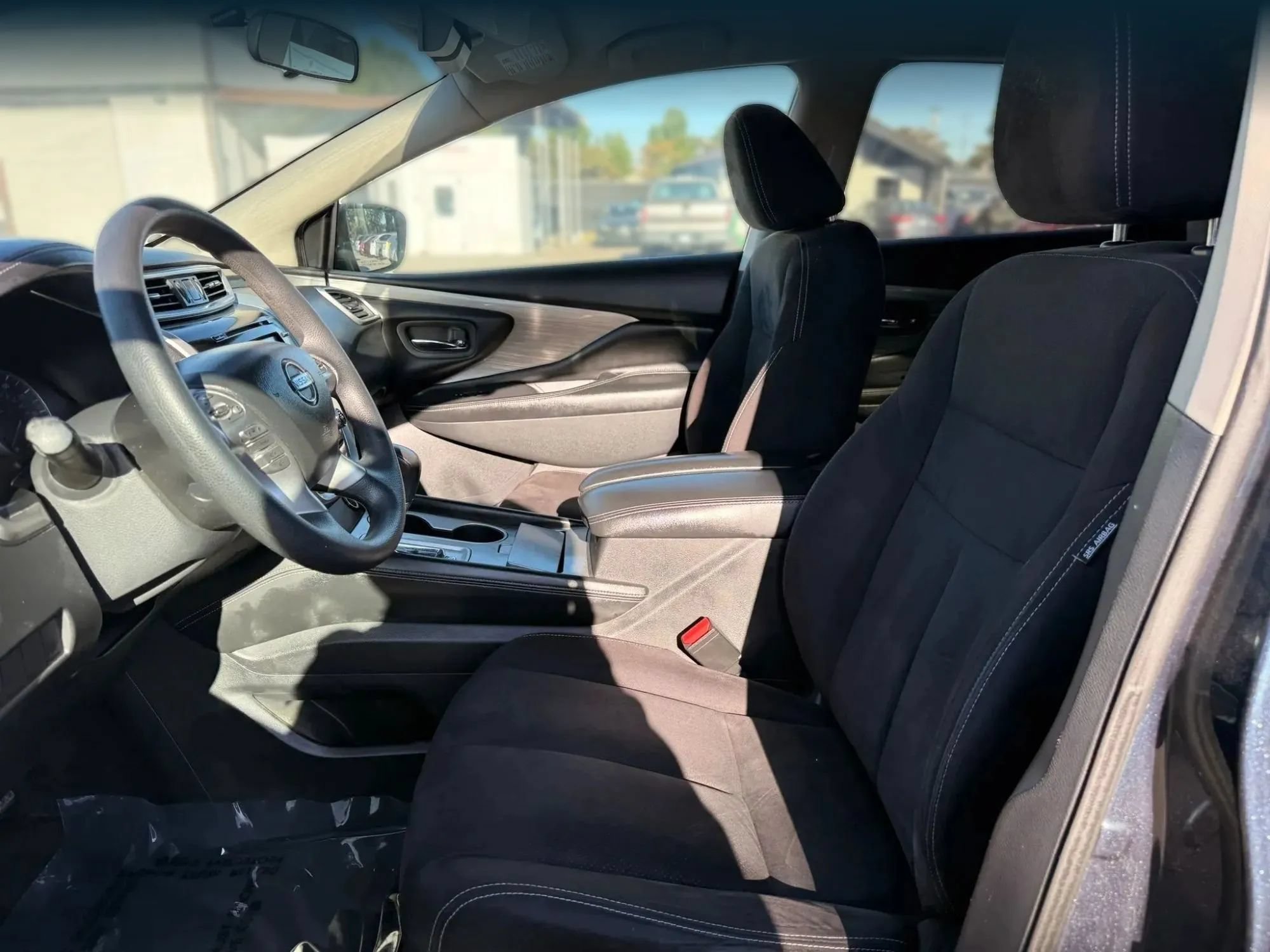 Used 2016 Nissan Murano S AWD/4WD image 2