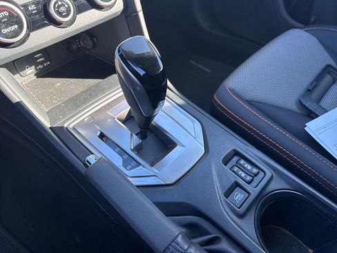 Used 2023 Subaru Crosstrek 2.0i Premium image 11