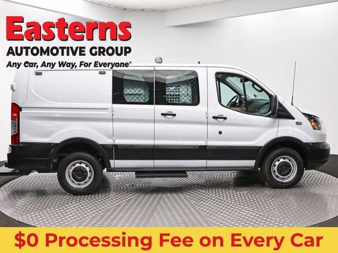 Used 2019 Ford Transit 250 130 Low Roof RWD image 4