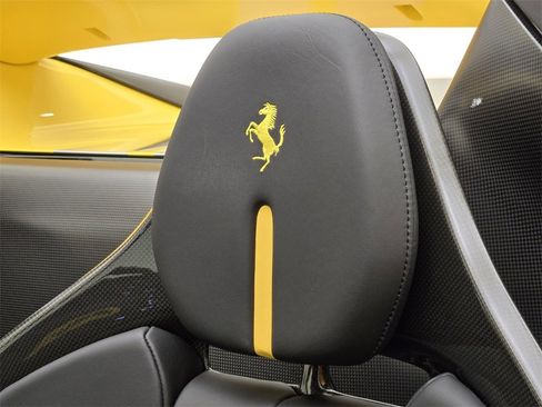 Used 2023 Ferrari 296 GTS image 32