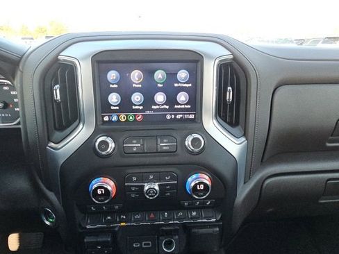 Used 2022 GMC Sierra 1500 SLT w/ SLT Premium Plus Package image 43