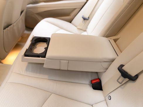 Used 2006 Mercedes-Benz E 350 Sedan image 91