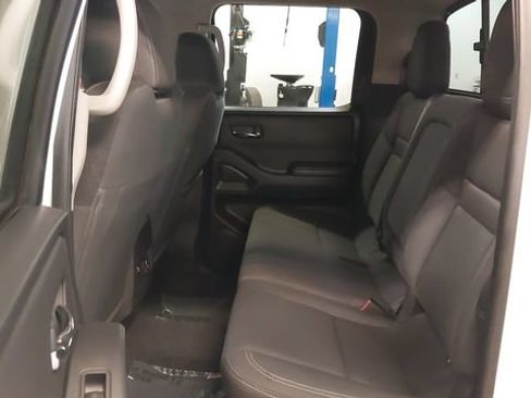 Used 2024 Nissan Frontier SV w/ SV Convenience Package AWD/4WD image 27