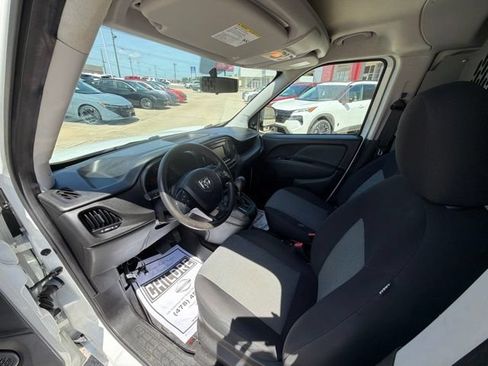 Used 2021 RAM ProMaster City Tradesman FWD image 11