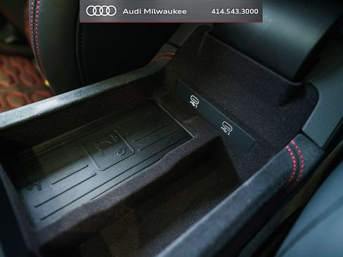 Used 2024 Audi RS 6 performance AWD/4WD image 37