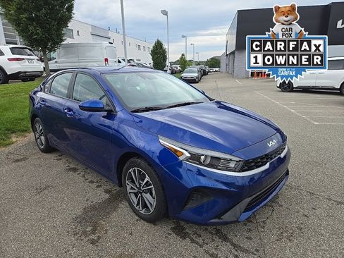 Certified 2023 Kia Forte LXS FWD image 1