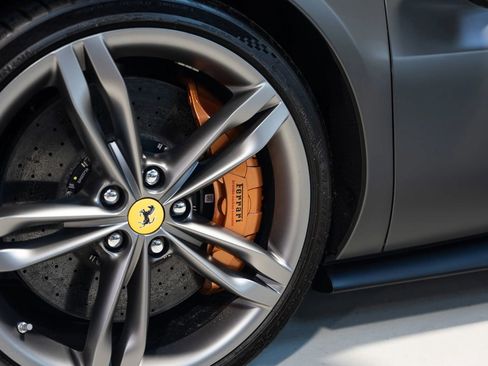 Used 2024 Ferrari 296 GTB RWD image 39