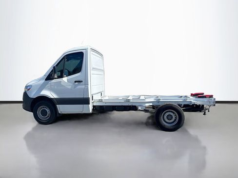 Used 2024 Mercedes-Benz Sprinter 3500 image 6