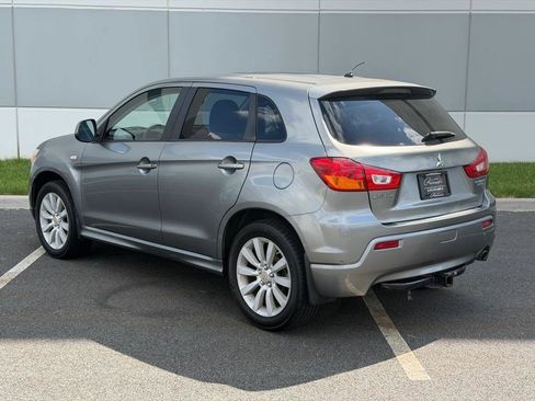Used 2011 Mitsubishi Outlander Sport SE FWD image 7