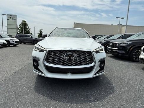 Used 2023 INFINITI QX55 Essential w/ Cargo Package AWD/4WD image 4