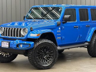 Used 2024 Jeep Wrangler Unlimited Sahara w/ Technology Group AWD/4WD video 1