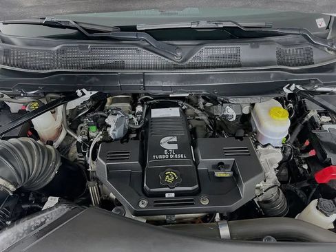 Used 2024 RAM 2500 Laramie AWD/4WD image 31
