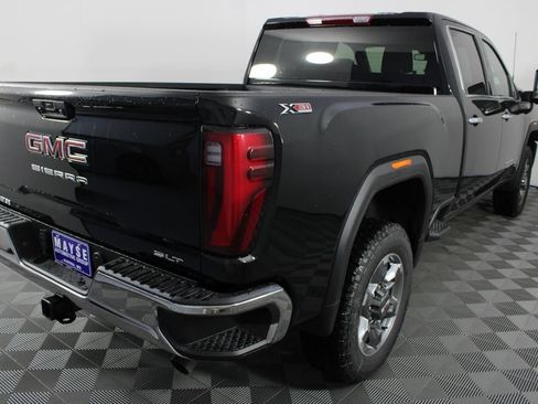 New 2026 GMC Sierra 2500 SLT AWD/4WD image 25