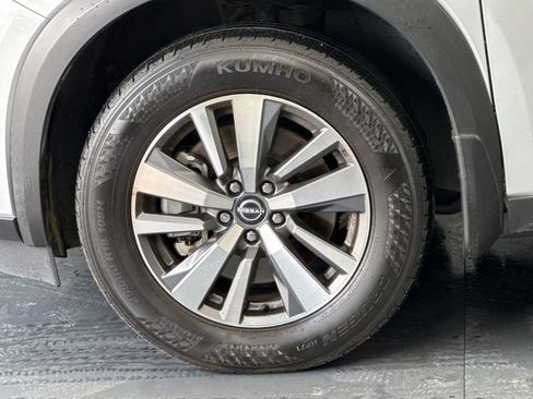 Used 2024 Nissan Pathfinder SL image 26