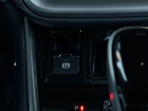 Used 2024 Subaru Legacy Limited image 37