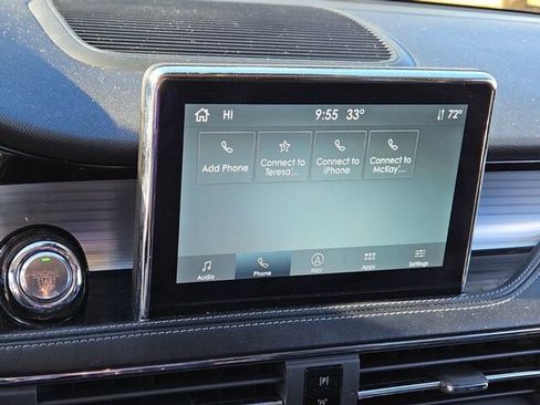 Used 2021 Lincoln Corsair Standard w/ Premium Package image 17