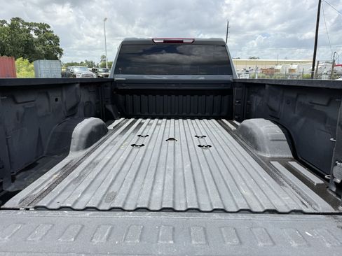 Used 2024 Chevrolet Silverado 2500 Custom w/ Custom Value Package AWD/4WD image 27