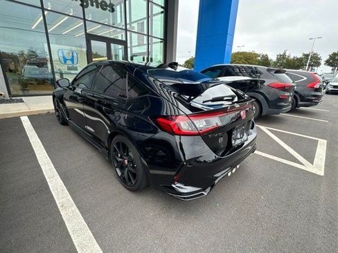 Used 2025 Honda Civic Type R image 8