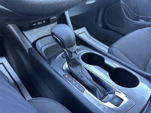 Used 2024 Chevrolet Malibu LS image 19