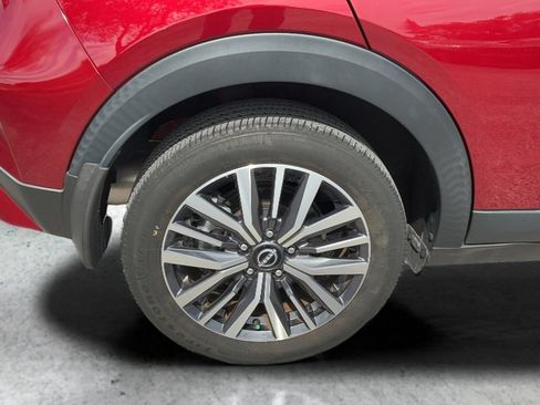 Certified 2024 Nissan Kicks SV FWD image 17