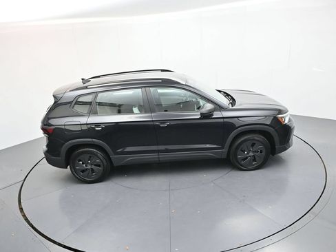 Used 2025 Volkswagen Taos S FWD image 30