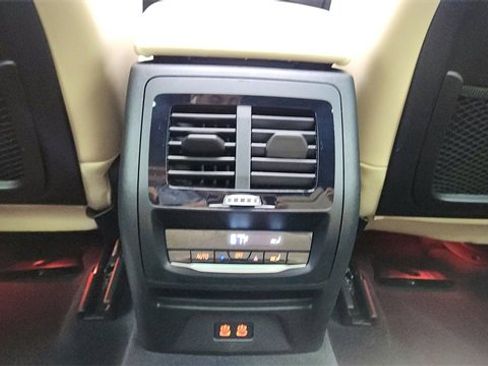 Used 2025 BMW X4 xDrive30i image 38