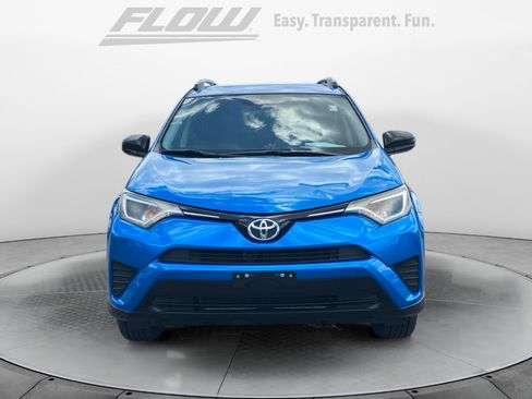 Used 2016 Toyota RAV4 LE AWD/4WD image 3