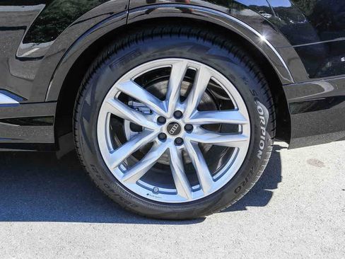 New 2025 Audi Q7 Premium Plus image 10