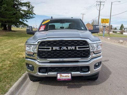 Used 2024 RAM 2500 Big Horn AWD/4WD image 2