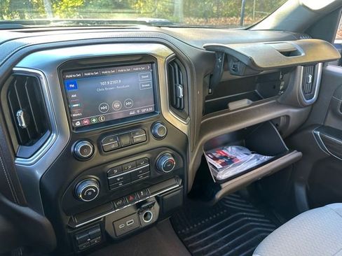 Used 2023 Chevrolet Silverado 2500 LT image 34